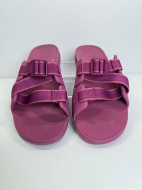 Chaco Kids Chillos Slides in the Outskirt Fuchsia colorway